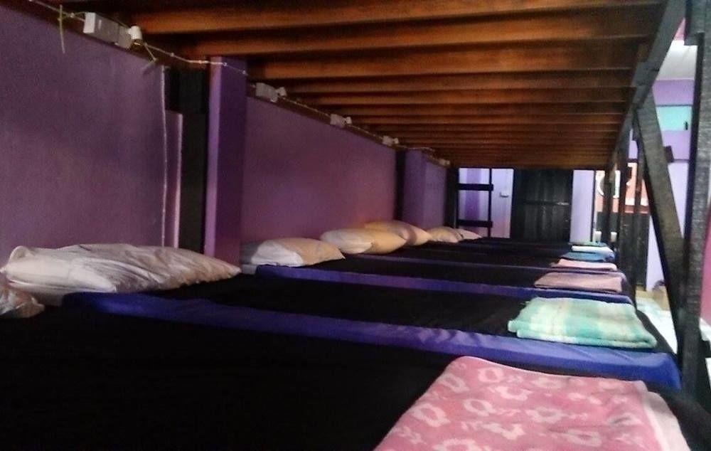 Wild & Wandering Backpacker Hostel & Bar Haad Rin Dış mekan fotoğraf