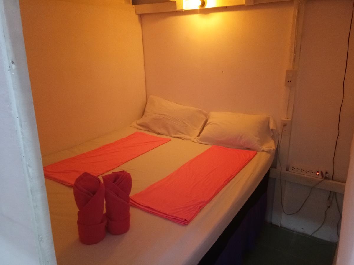 Wild & Wandering Backpacker Hostel & Bar Haad Rin Oda fotoğraf