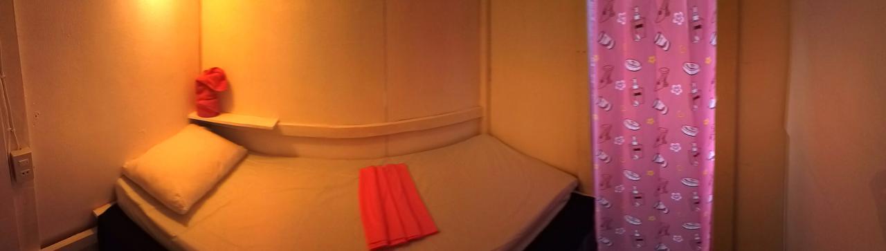 Wild & Wandering Backpacker Hostel & Bar Haad Rin Oda fotoğraf