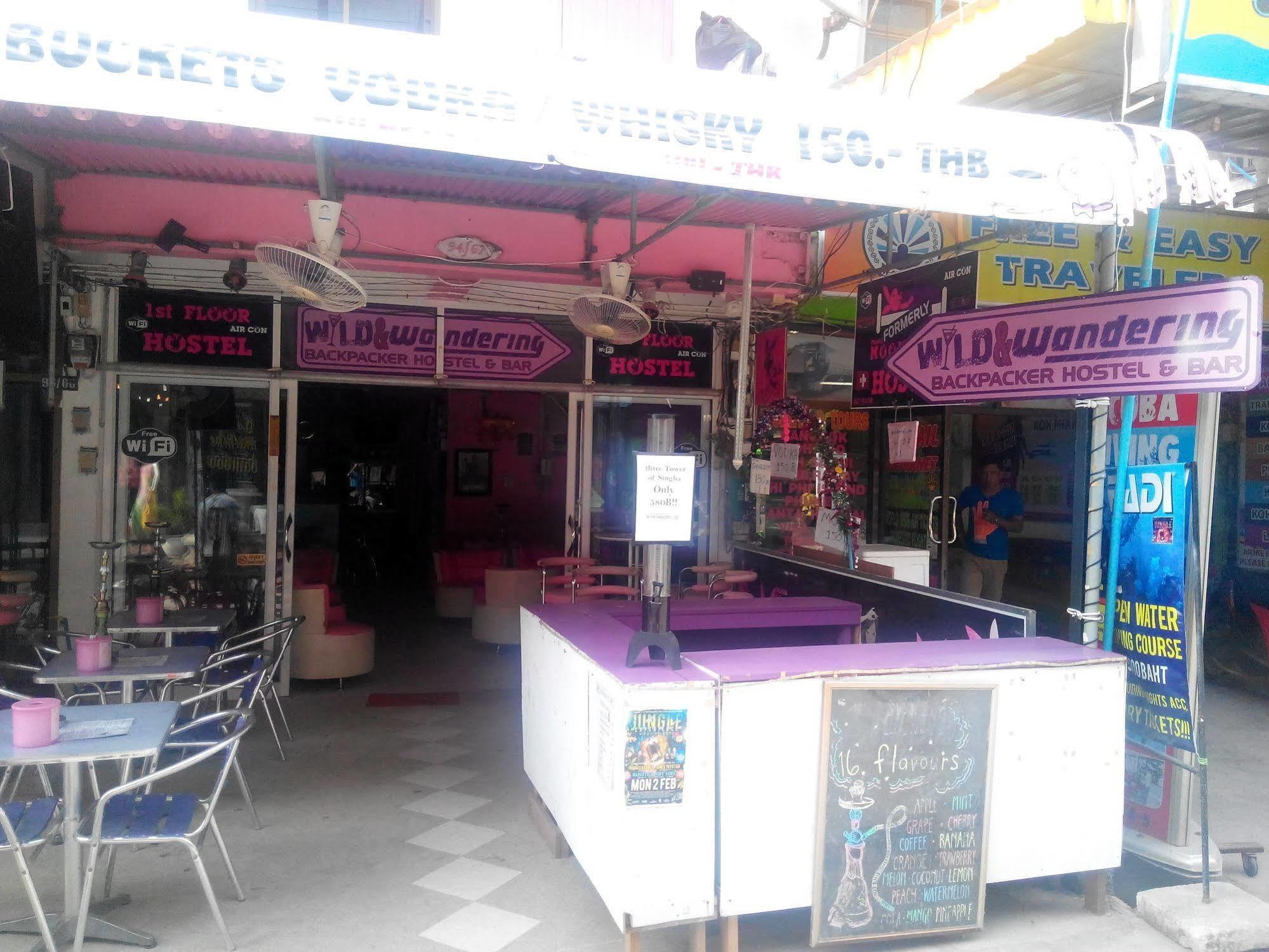 Wild & Wandering Backpacker Hostel & Bar Haad Rin Dış mekan fotoğraf