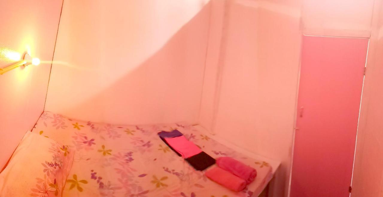 Wild & Wandering Backpacker Hostel & Bar Haad Rin Dış mekan fotoğraf